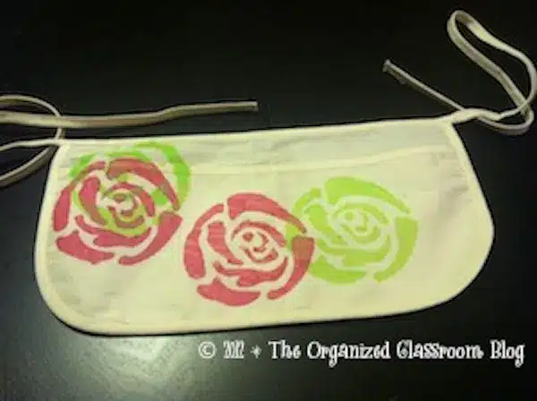 Flower Chair Pocket Stencil