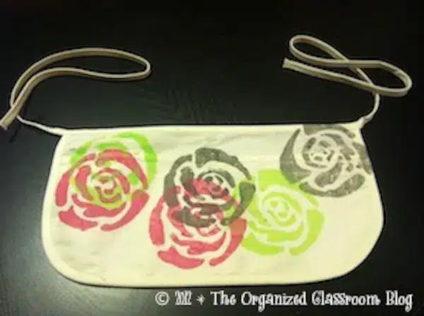 Flower Chair Pocket Stencil