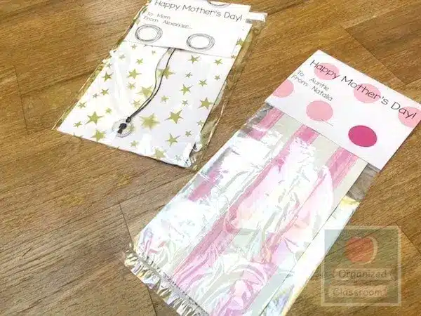 Easy Mother's Day Necklaces Tutorial